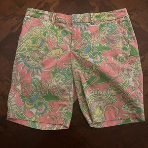 Lilly Pulitzer shorts. Size 4.